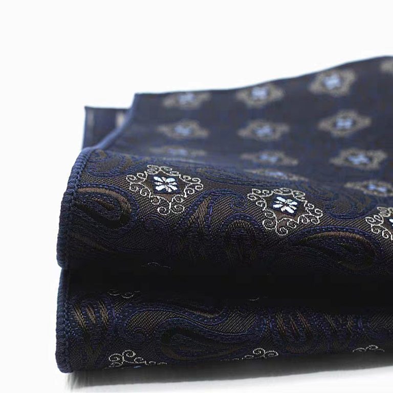 Dévoilement d’une usine de foulards tissés personnalisés, votre source pour le fournisseur de châles BHLDN, ​​le meilleur de la vente en gros de bandanas.